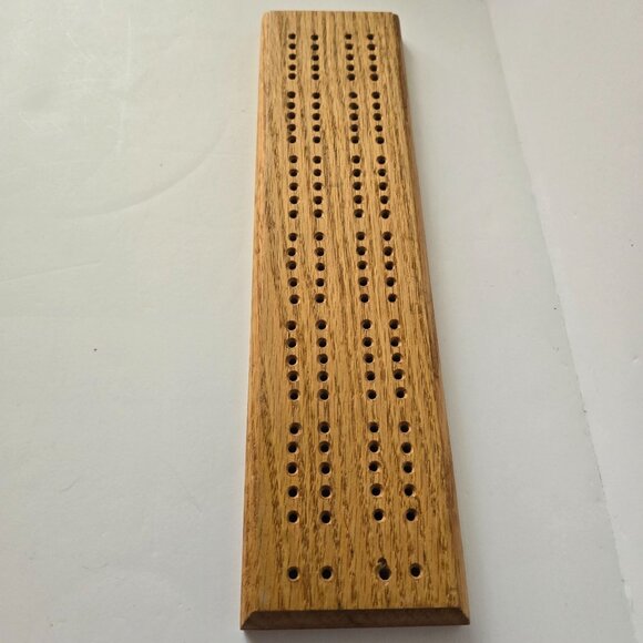 Handmade Oak Wooden Cribbage Board Game With 4 Red Pegs - Picture 6 of 16